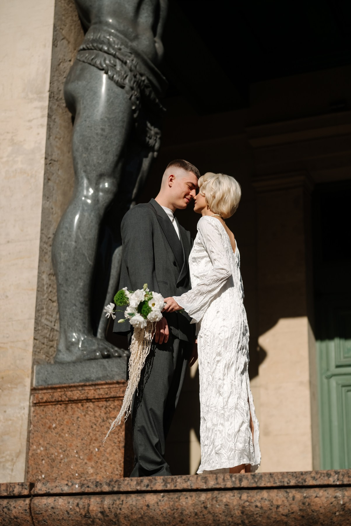 Прогулка у Атланов. Свадебный и сеейный фотограф в Санкт-Петербурге Елена Худякова