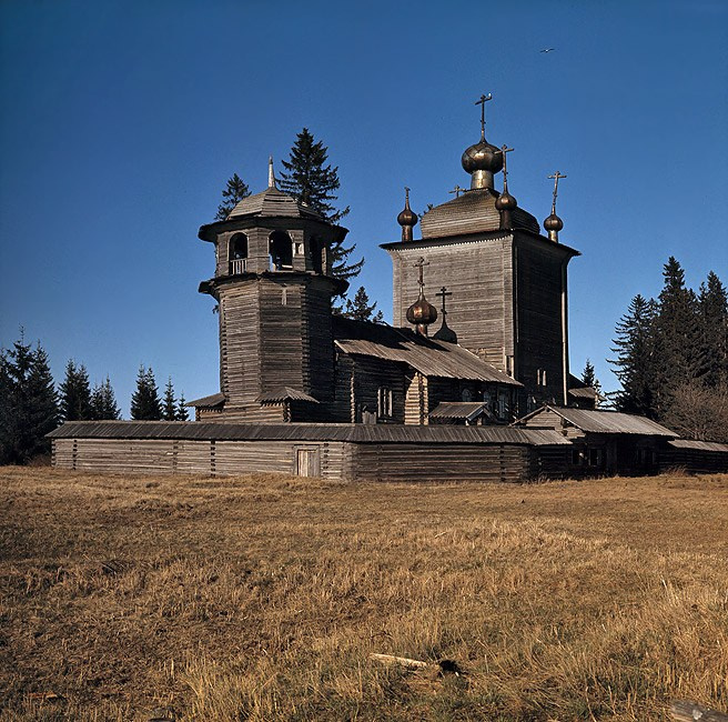 Ц-вь Ильи Пророка, расположена на одном из островов оз. Водлозеро. Пудожский р-н Карелии