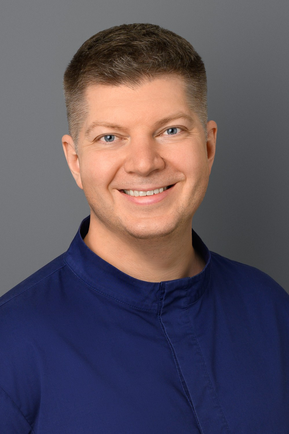 Фото-контент для стоматологии. Деловой портрет и бизнес фотография в Санкт-Петербурге