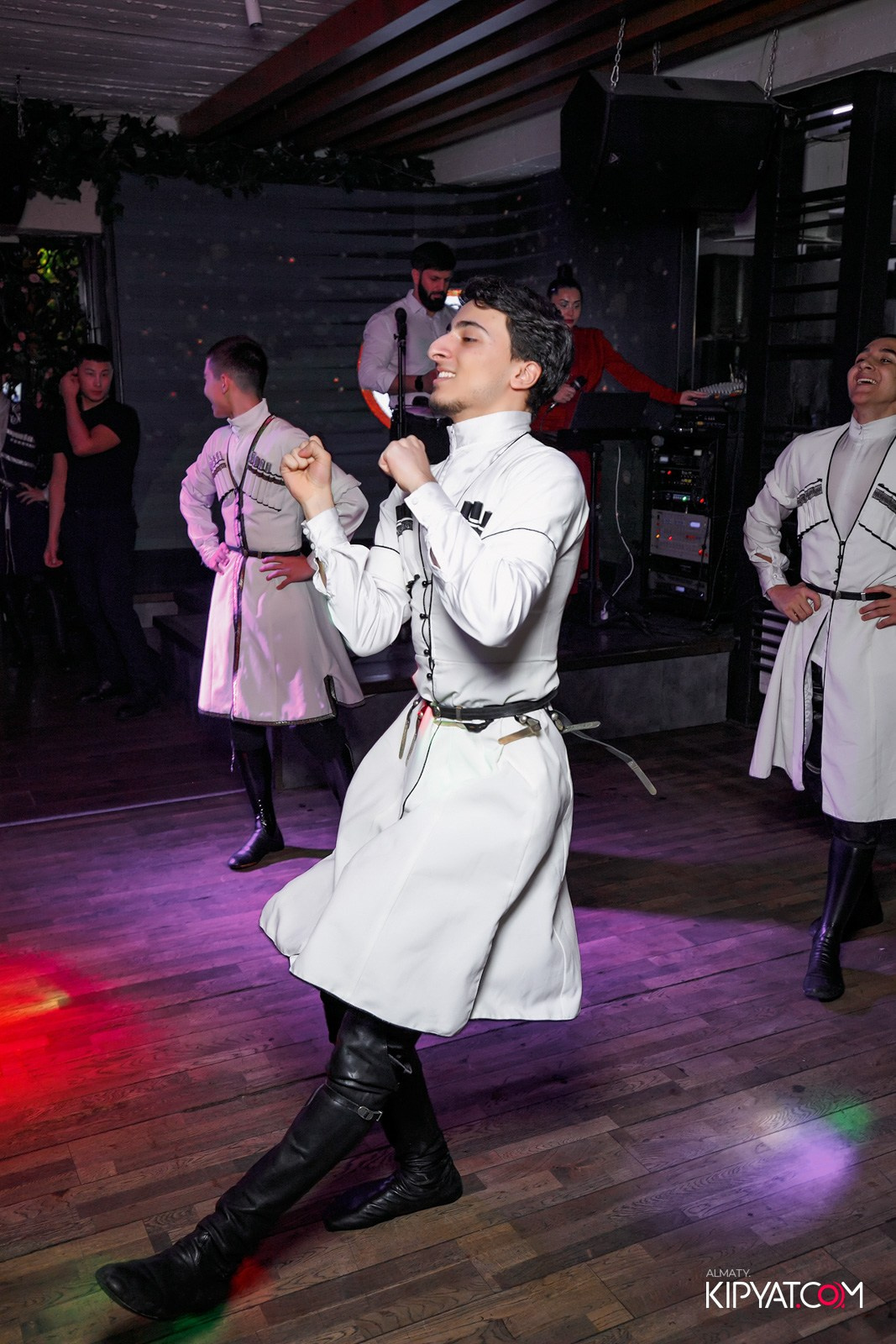 ВАХТАНГУРИ. КИПЯТКОМ АЛМАТЫ! Фотосъемка мероприятий в Алматы