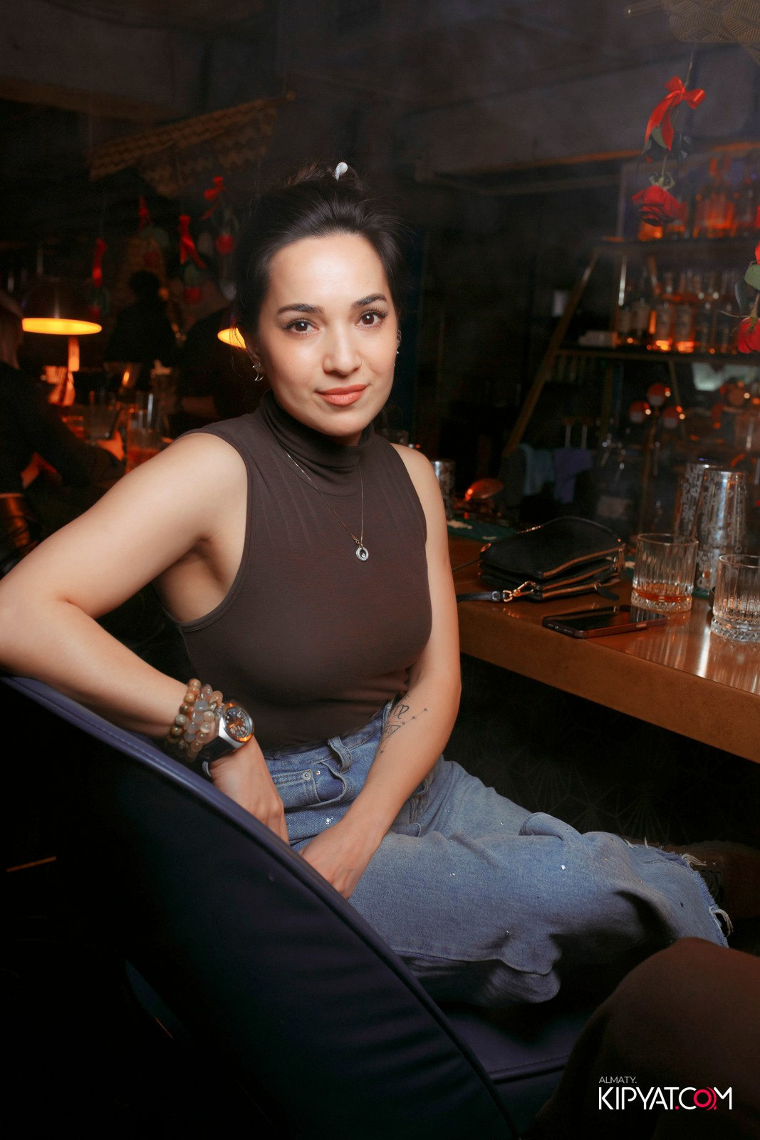 OLOVO BAR НА САТПАЕВА. КИПЯТКОМ АЛМАТЫ! Фотосъемка мероприятий в Алматы