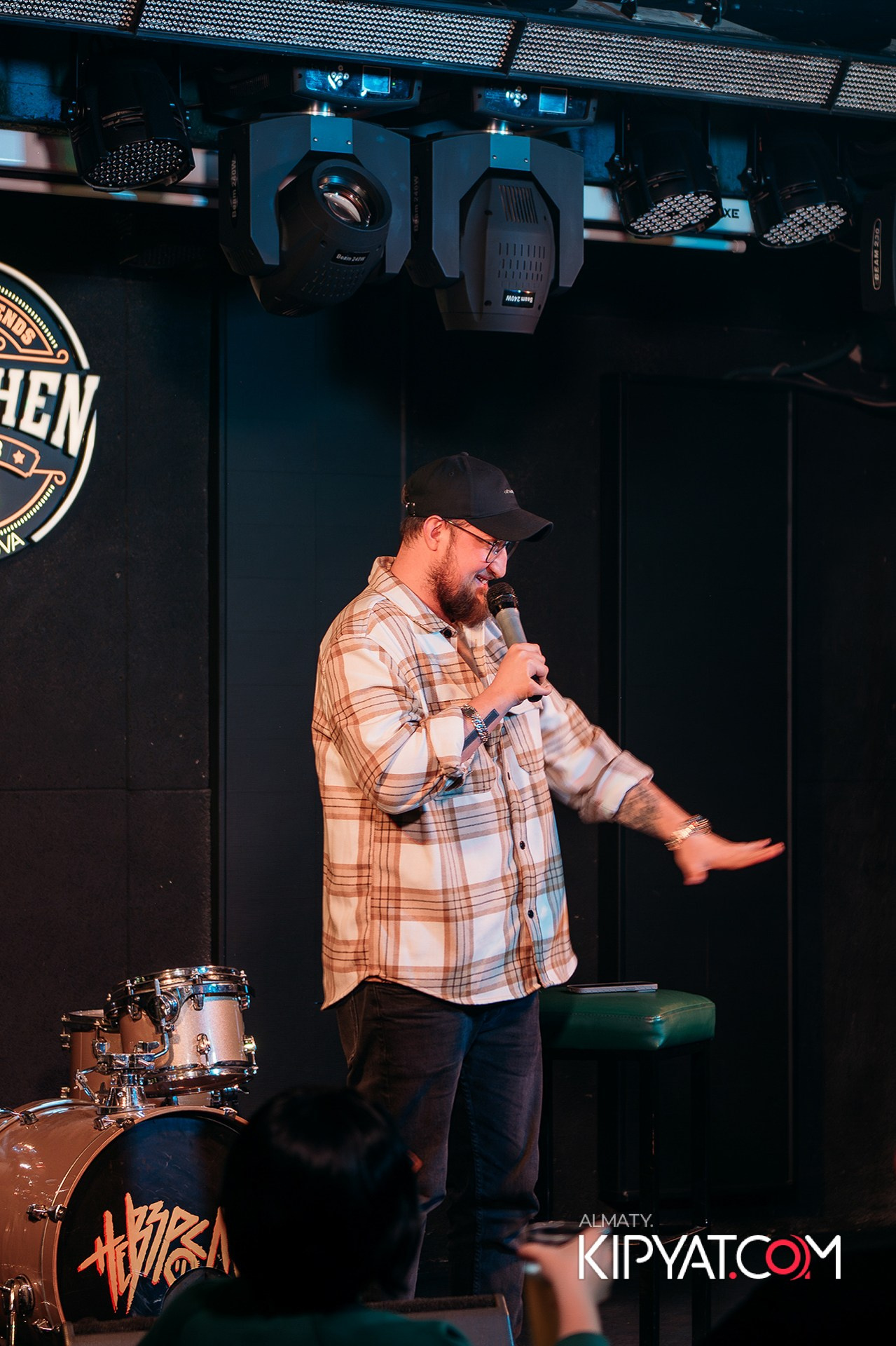 СОЛЬНЫЙ STAND UP КОНЦЕРТ АЛЕКСАНДРА МЕРКУЛЯ. КИПЯТКОМ АЛМАТЫ!