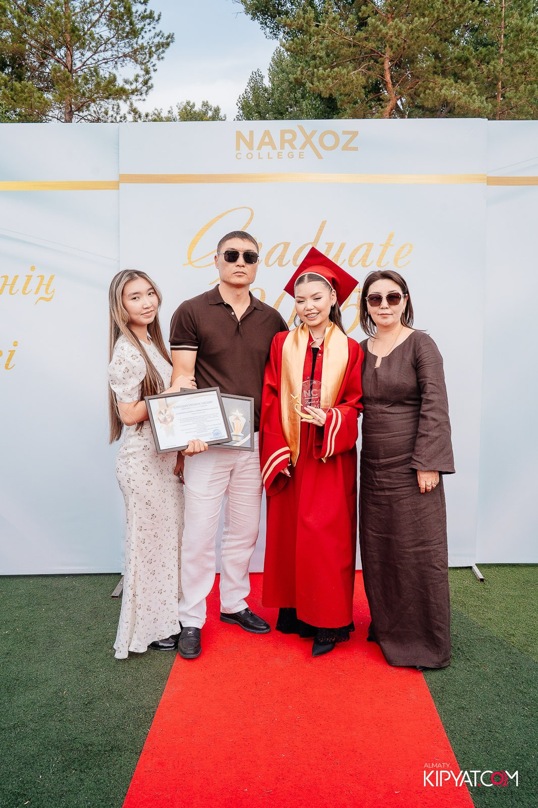 ВРУЧЕНИЕ ДИПЛОМОВ — НАРХОЗ КОЛЛЕДЖ. Part 1. КИПЯТКОМ АЛМАТЫ!