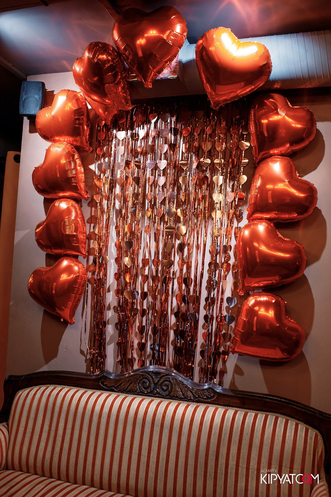 EZO РЕСТОРАН. КИПЯТКОМ АЛМАТЫ!