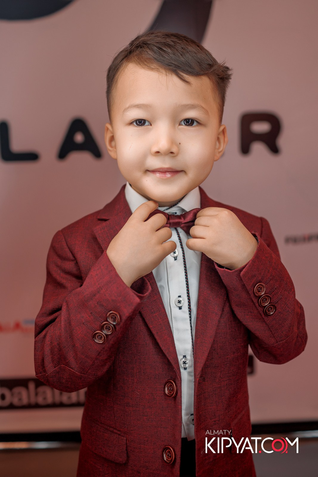 ПРЕЗЕНТАЦИЯ 8 ГРУППЫ КИНОПРОЕКТА «STARBALALAR». КИПЯТКОМ АЛМАТЫ!