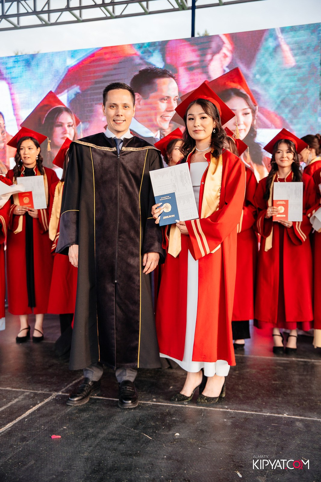 ВРУЧЕНИЕ ДИПЛОМОВ — НАРХОЗ КОЛЛЕДЖ. Part 4. КИПЯТКОМ АЛМАТЫ!