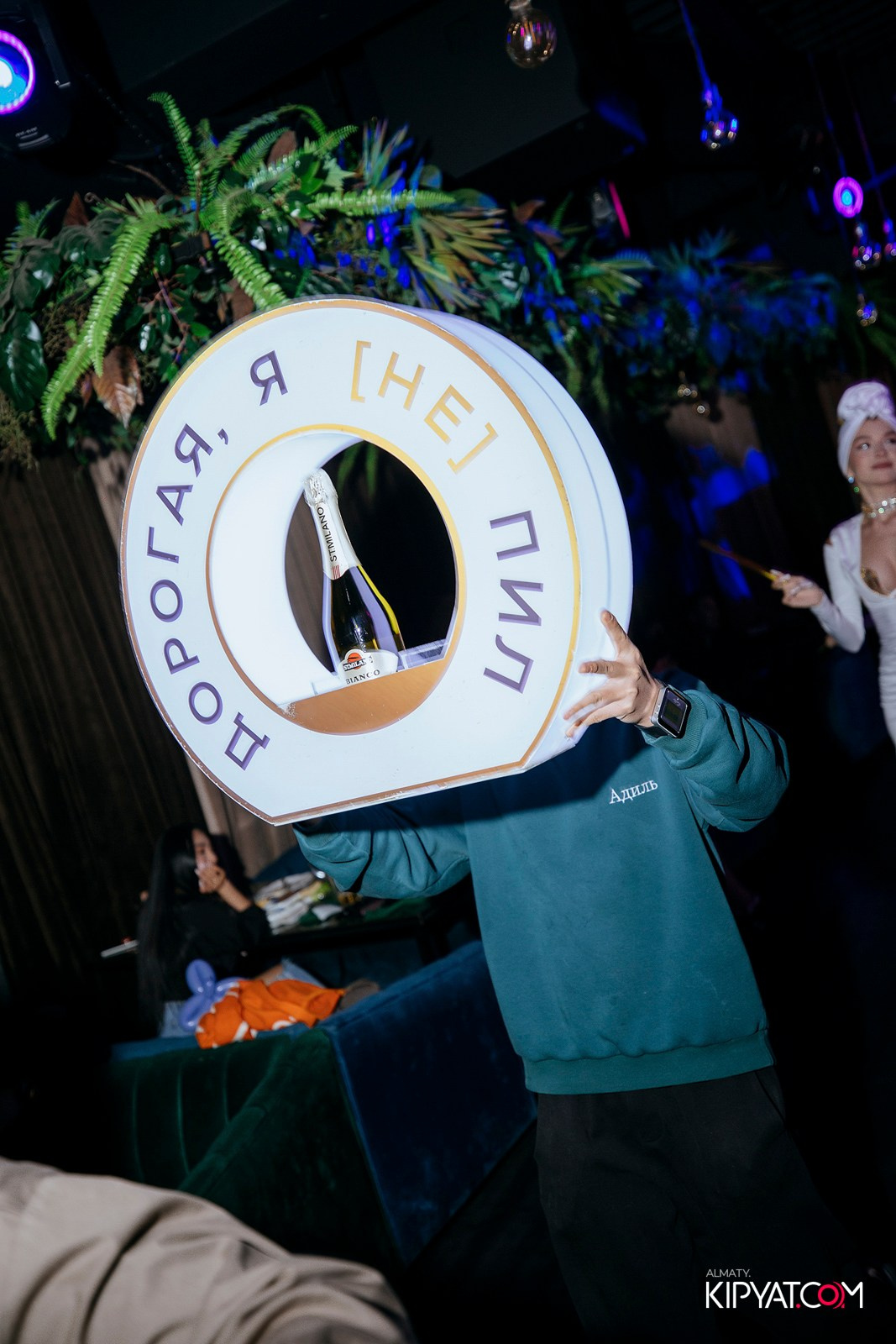 ДОРОГАЯ. Я НЕ ПИЛ. КИПЯТКОМ АЛМАТЫ! Фотосъемка мероприятий в Алматы
