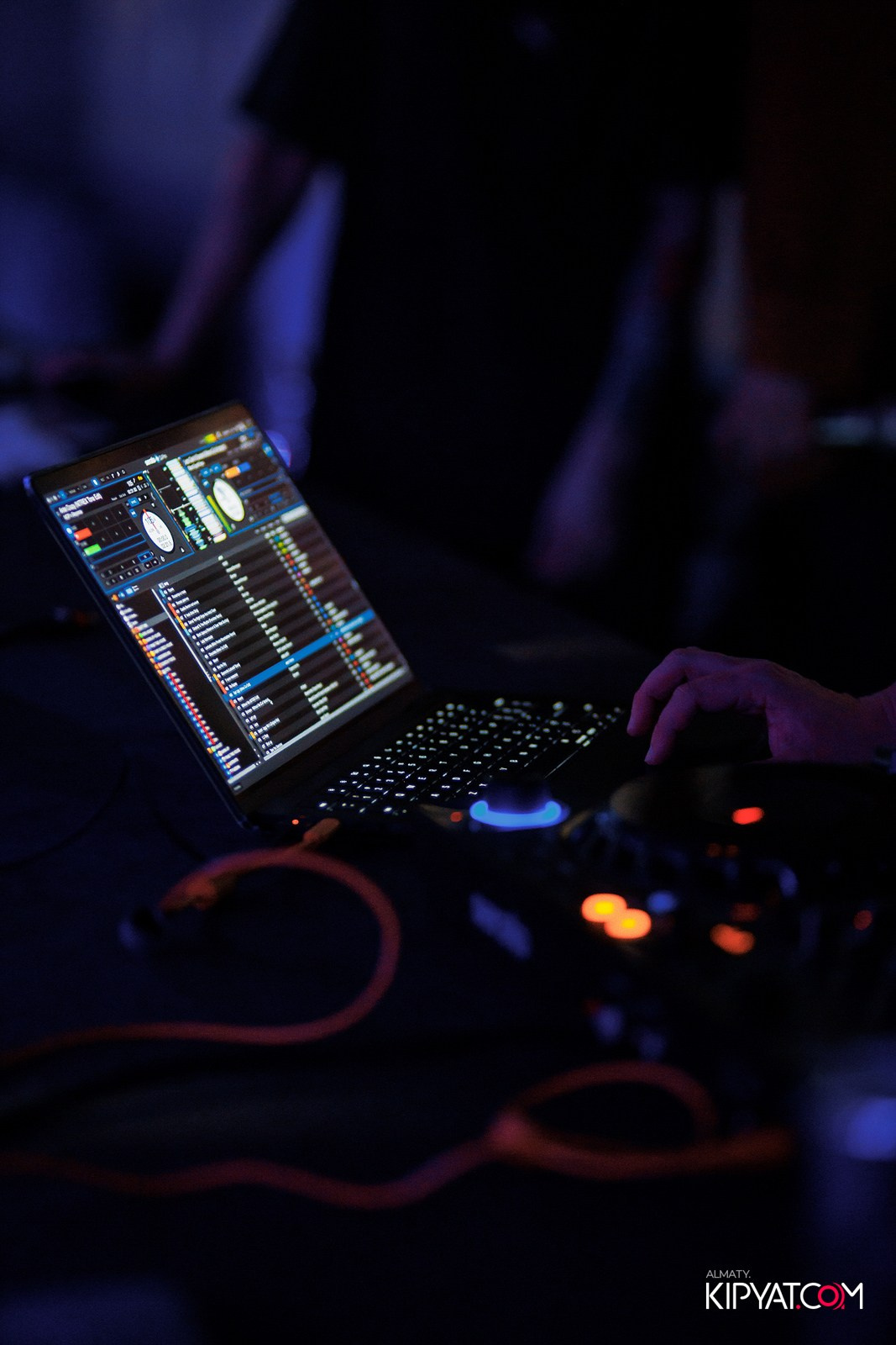 EVENT BAR. КИПЯТКОМ АЛМАТЫ!