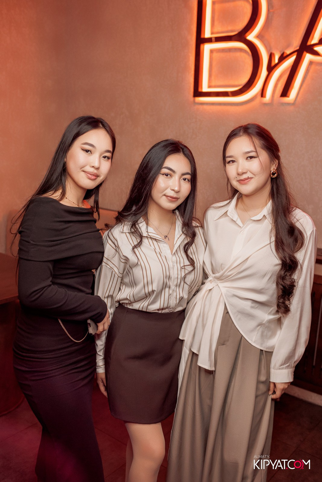 BAY RESTAURANT & BAR. КИПЯТКОМ АЛМАТЫ!