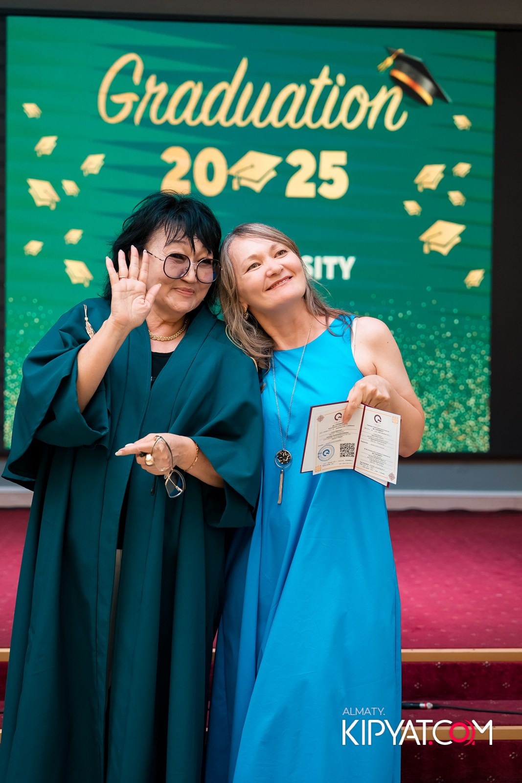 GRADUATION 2025 Q UNIVERSITY. КИПЯТКОМ АЛМАТЫ!
