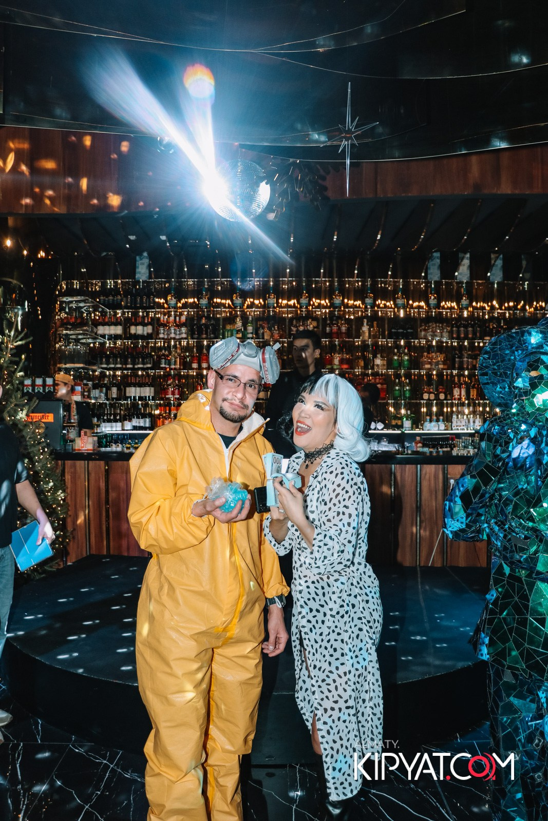 MOOD KARAOKE & TERACCE. КИПЯТКОМ АЛМАТЫ!