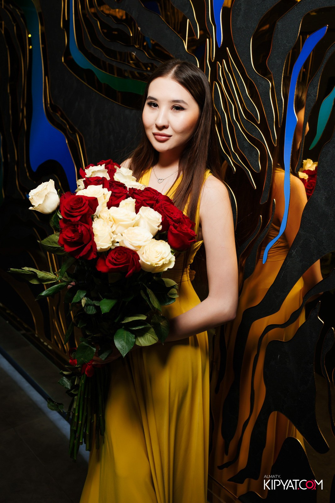 MOOD KARAOKE & TERRACE. КИПЯТКОМ АЛМАТЫ!