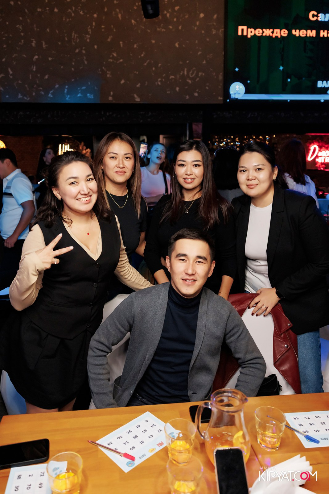 МУЗЫКАЛЬНОЕ ЛОТО В HIT RETRO. КИПЯТКОМ АЛМАТЫ!