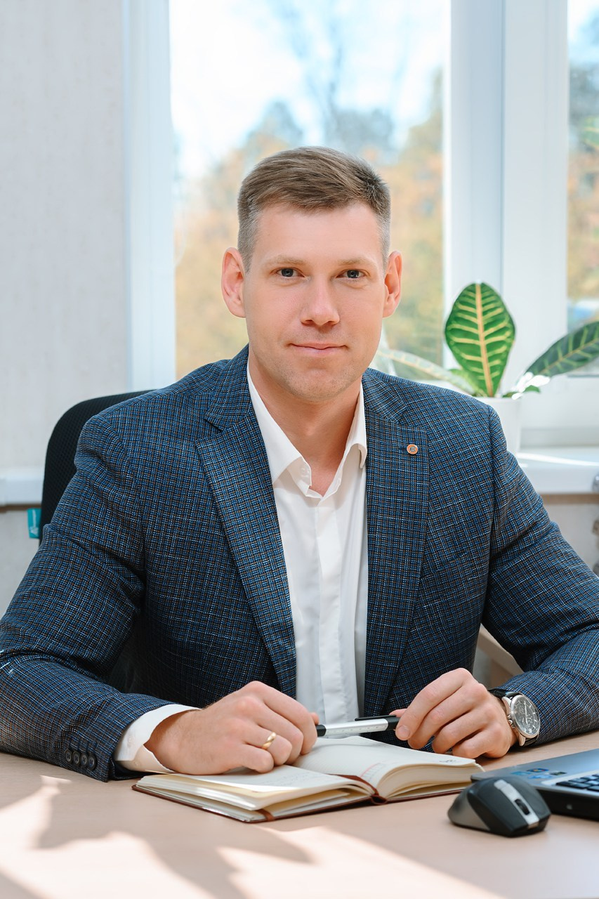 Портреты сотрудников предприятия. Промышленный фотограф в Перми и Екатеринбурге Сергей Петровых