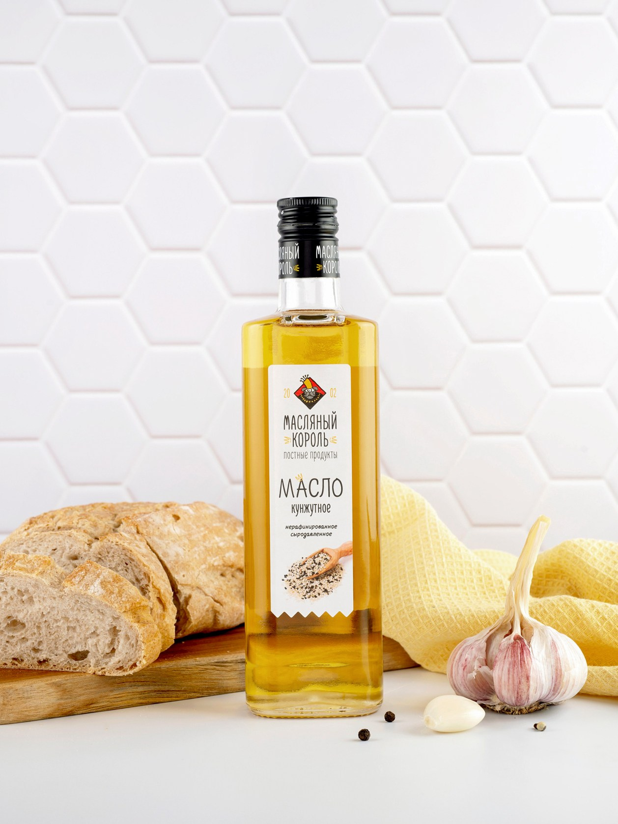 Фотосъемка растительного масла в композиции для маркетплейсов