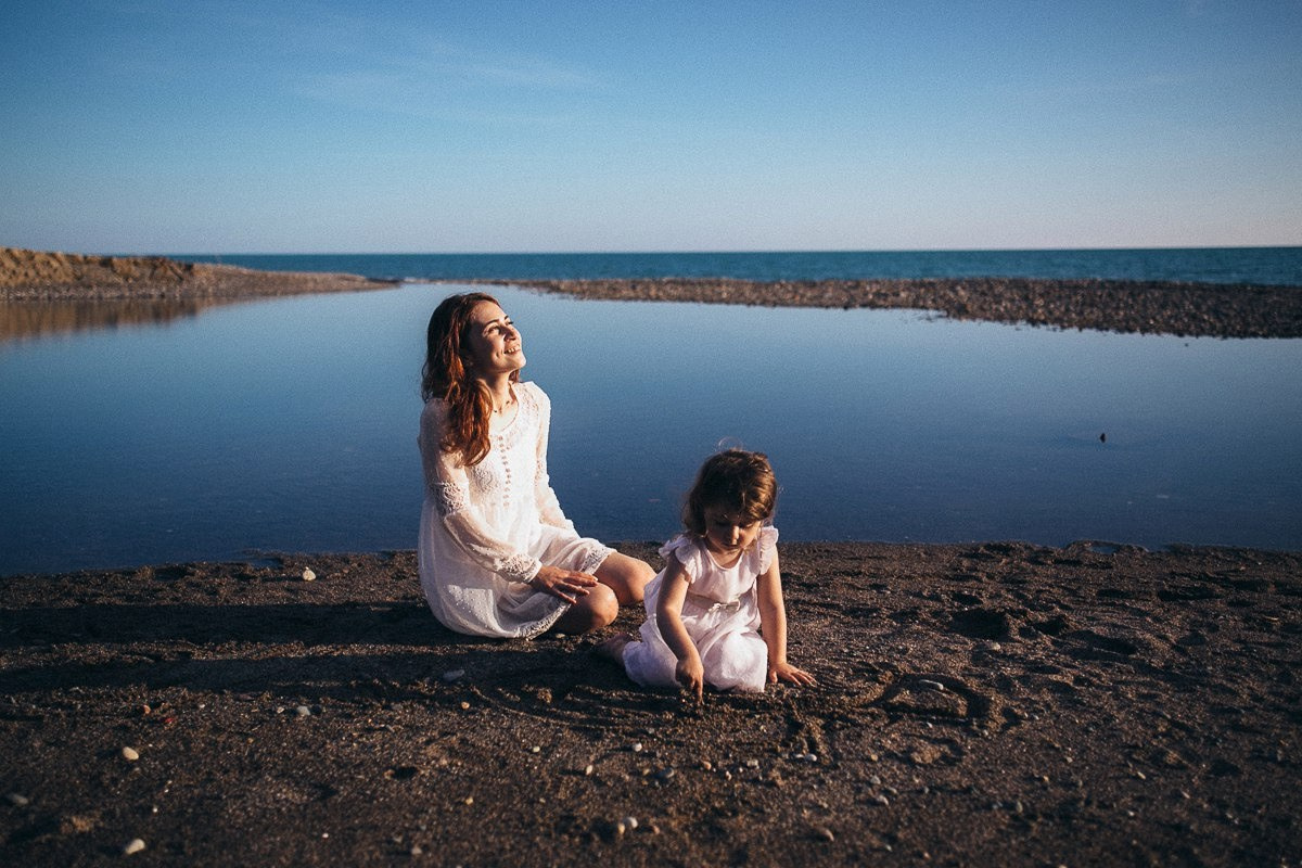Вдыхая запах моря. Семейный фотограф на крещение и венчание