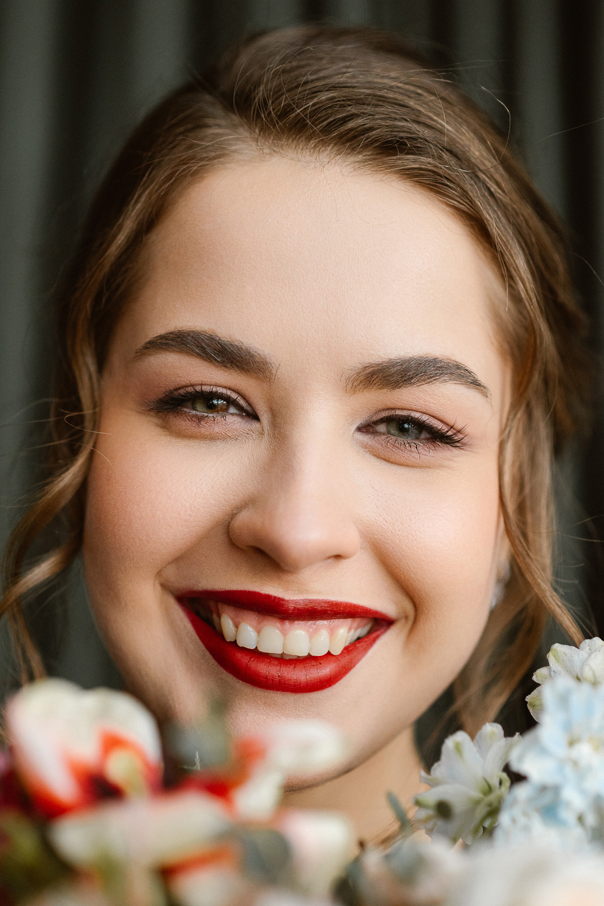 Фотосессия невесты Ирины в свадебном платье Сабина от салона Бонжур. Свадебный салон-ателье Бонжур в Минске Bonjour