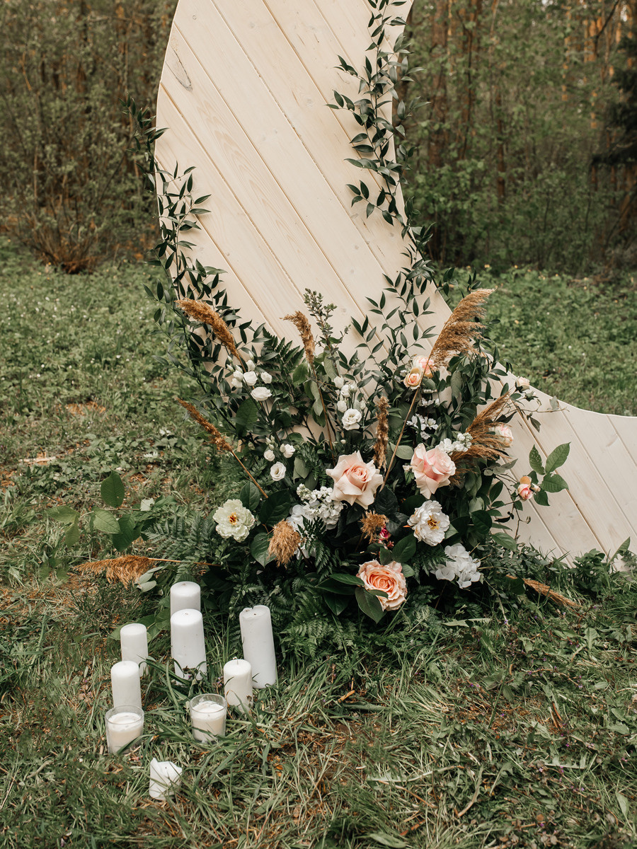 Виктория и Артем. Свадебный салон-ателье Бонжур в Минске Bonjour