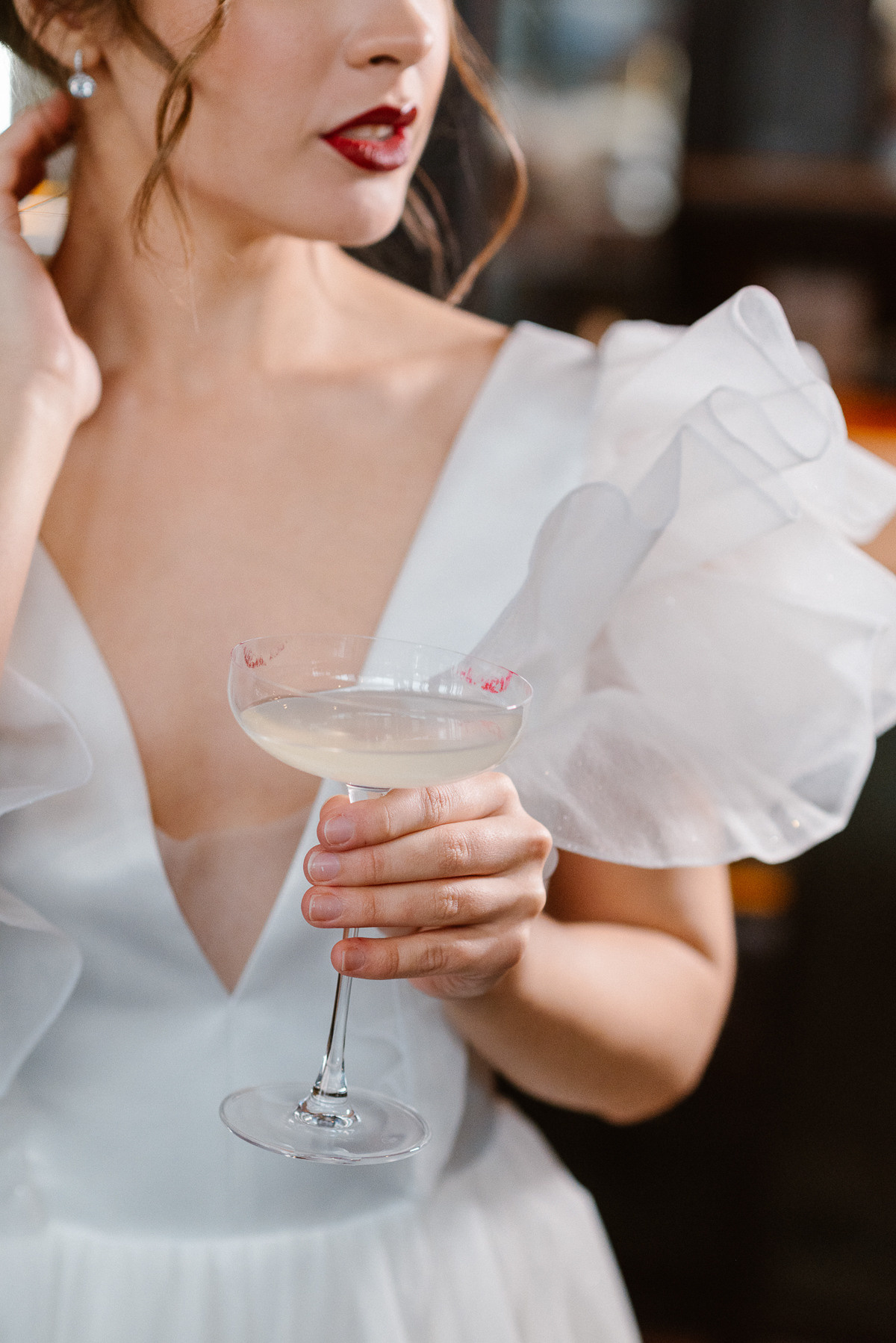 Фотосессия невесты Ирины в свадебном платье Сабина от салона Бонжур. Свадебный салон-ателье Бонжур в Минске Bonjour