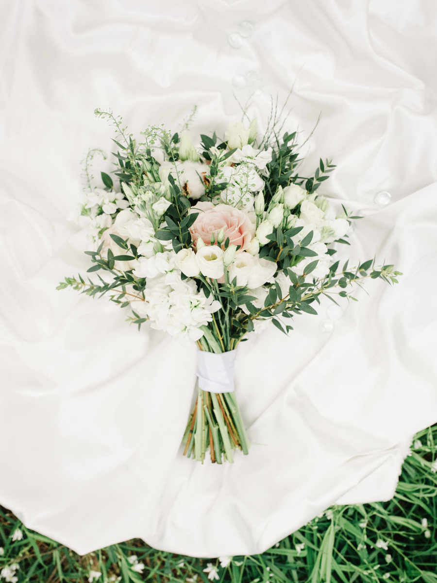 Виктория и Артем. Свадебный салон-ателье Бонжур в Минске Bonjour