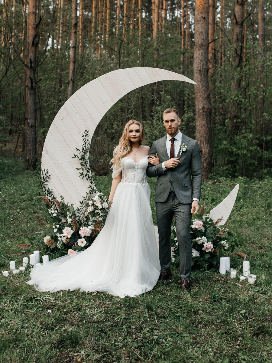 Виктория и Артем. Свадебный салон-ателье Бонжур в Минске Bonjour