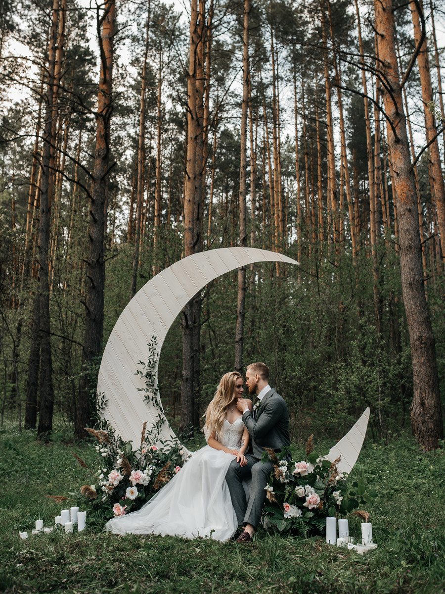 Виктория и Артем. Свадебный салон-ателье Бонжур в Минске Bonjour