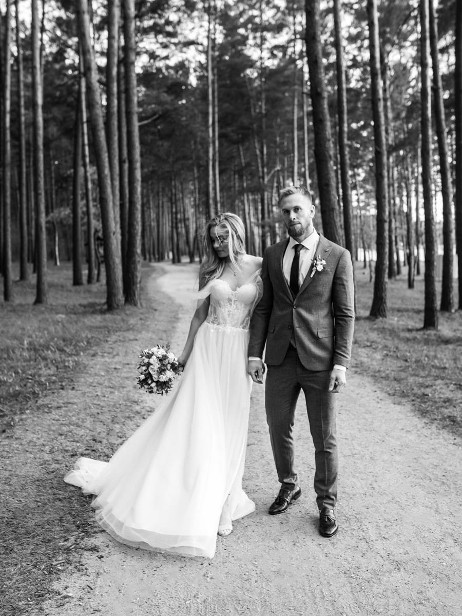 Виктория и Артем. Свадебный салон-ателье Бонжур в Минске Bonjour