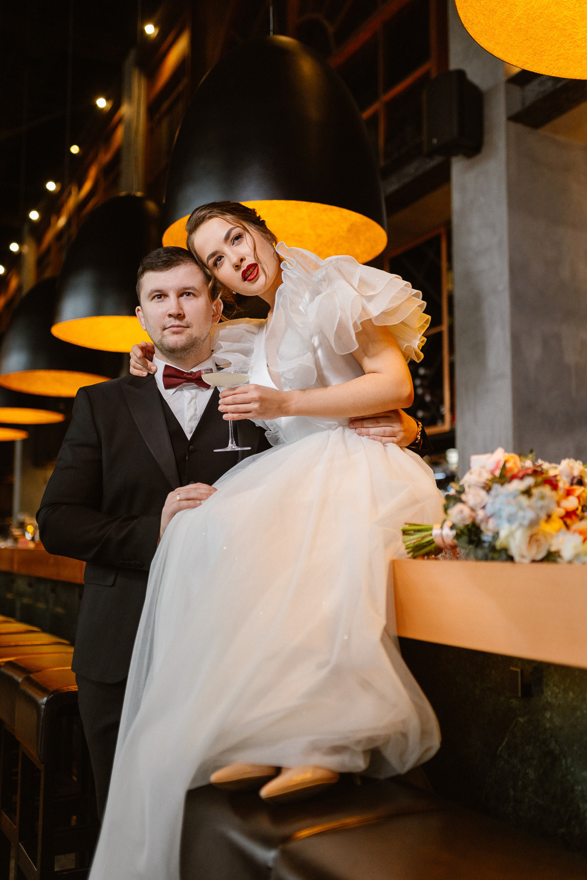 Фотосессия невесты Ирины в свадебном платье Сабина от салона Бонжур. Свадебный салон-ателье Бонжур в Минске Bonjour