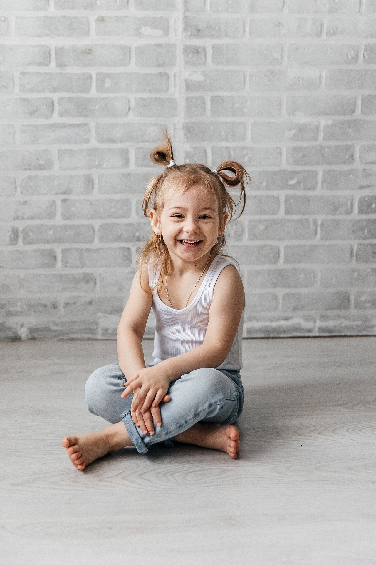 Минимализм / портреты + ЧБ. Детский фотограф, выпускные альбомы в Нижнем Новгороде Бодягина Мария