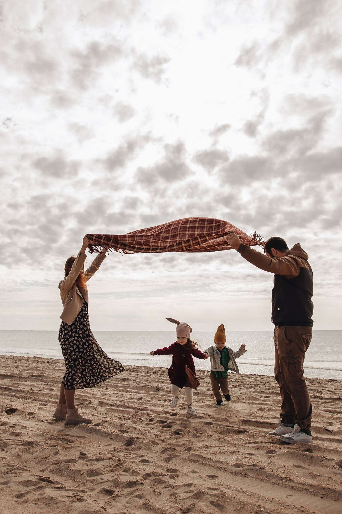 Кирилл, Юлия, Майя и Мирослав — в копилку воспоминаний. Семейный фотограф Новороссийск, Анапа, Геленджик — Юлия Давыдова