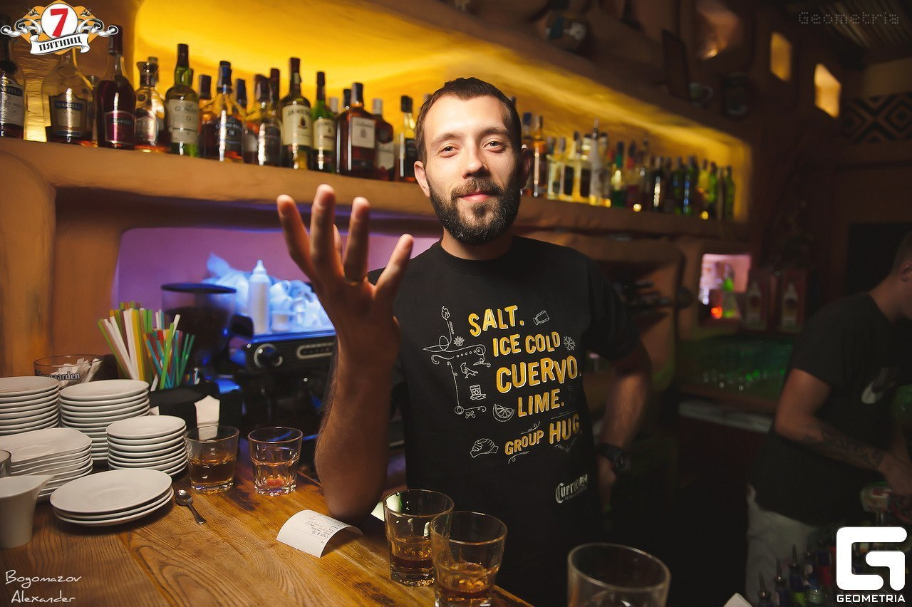 Клубная съемка. Свадебный фотограф в Крыму Александр Богомазов