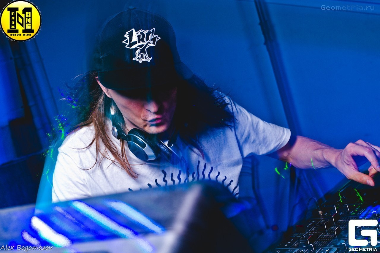 Клубная съемка. Свадебный фотограф в Крыму Александр Богомазов