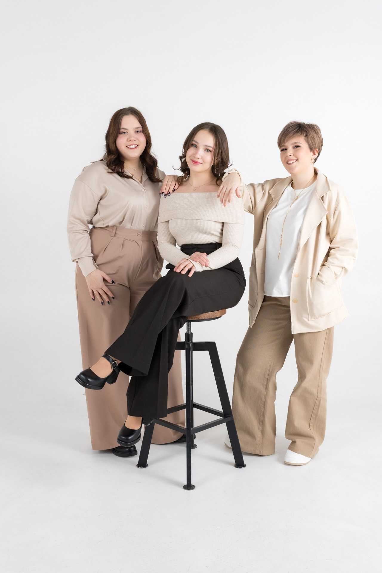 Старшеклассники. Студия. Фотографы Евгений и Екатерина. Фотофикус. Тюмень