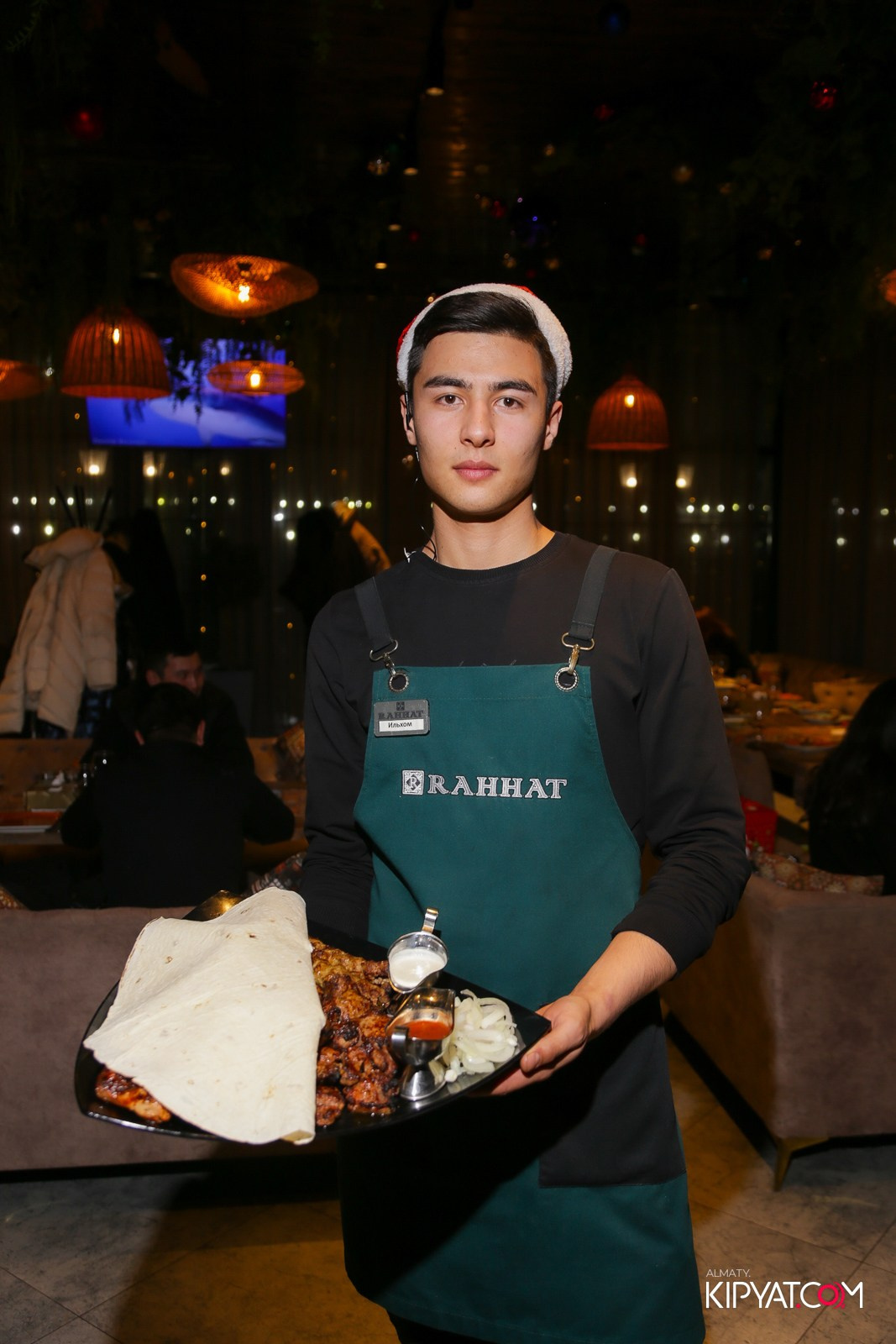 РЕСТОРАН РАХАТ. КИПЯТКОМ АЛМАТЫ!