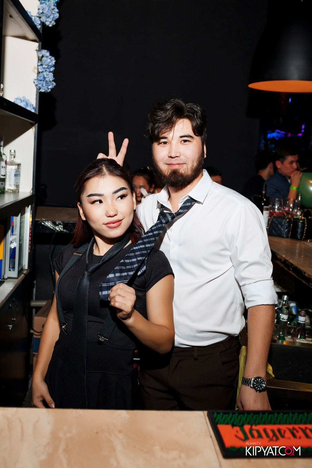 UYAT EMES BAR. КИПЯТКОМ АЛМАТЫ!