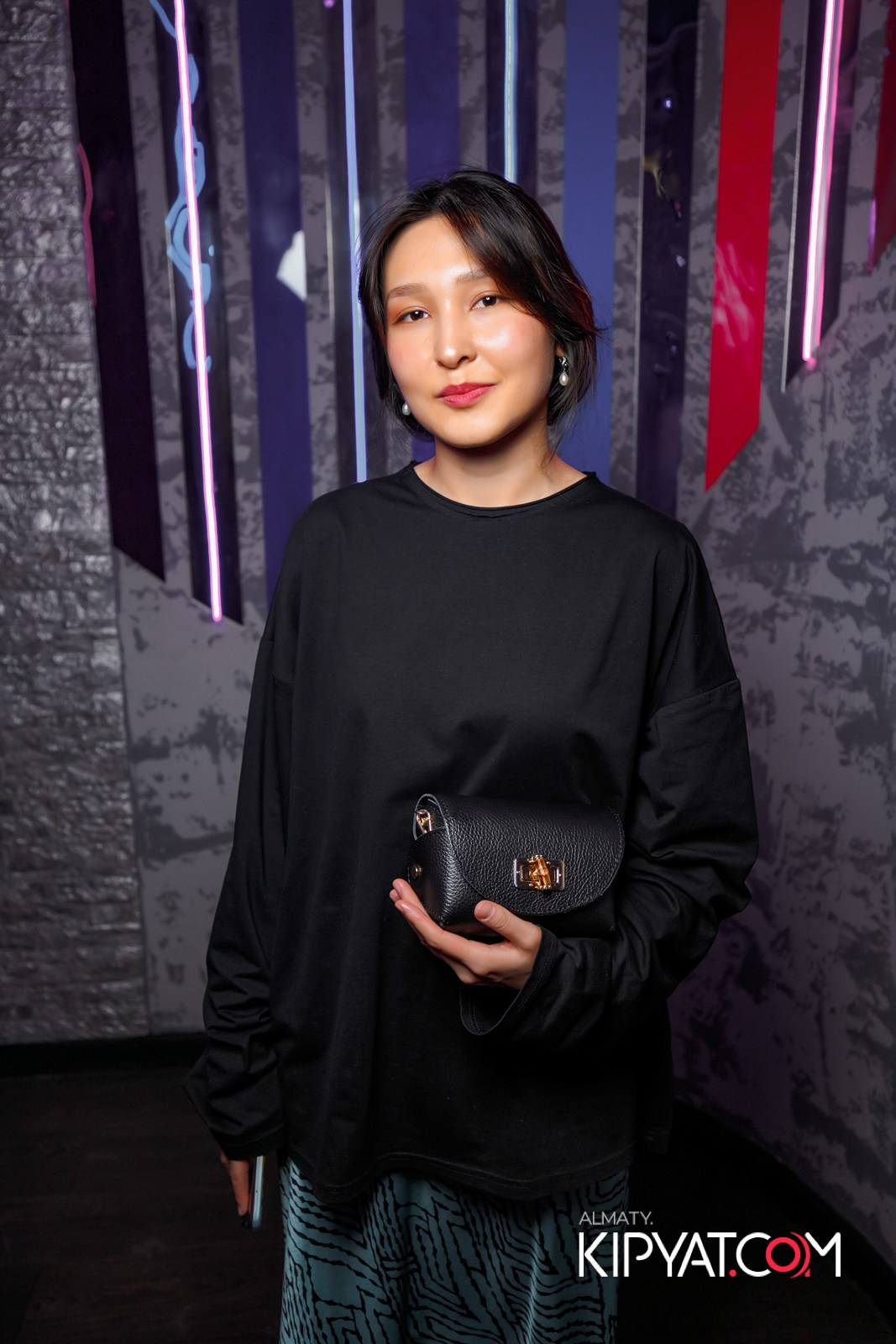 УХО И МЕДВЕДЬ НА ГАГАРИНА. КИПЯТКОМ АЛМАТЫ!