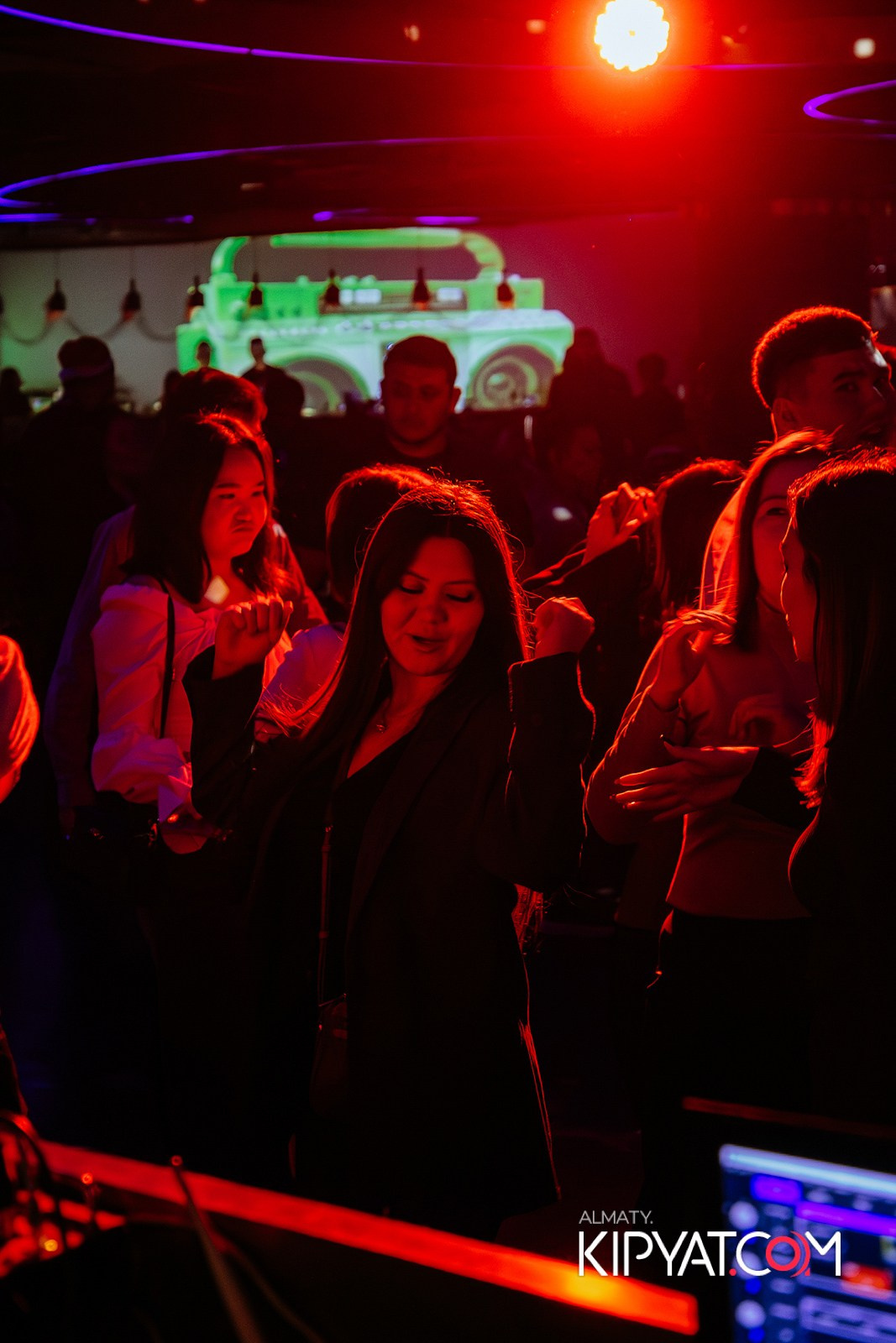 EVENT BAR. КИПЯТКОМ АЛМАТЫ!