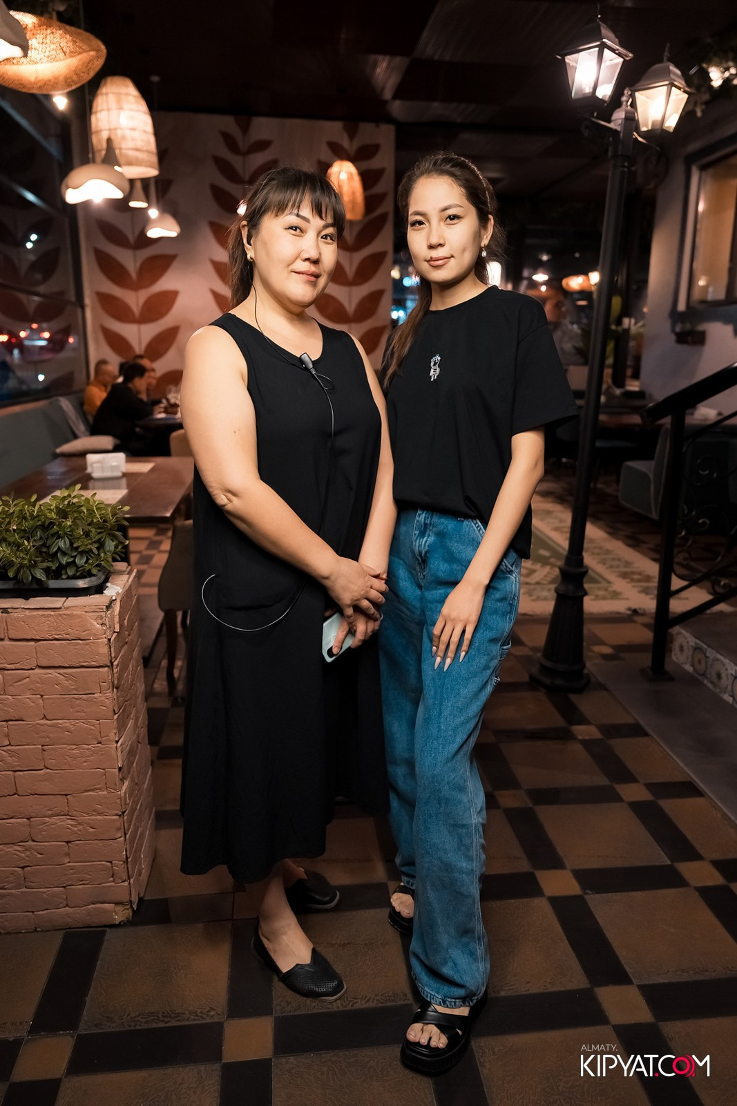 ОТКРЫТИЕ ЛЕТНЕЙ ТЕРАССЫ В РЕСТОРАНЕ ЛАРИСС ИВАННУ ХАЧУ. КИПЯТКОМ АЛМАТЫ!