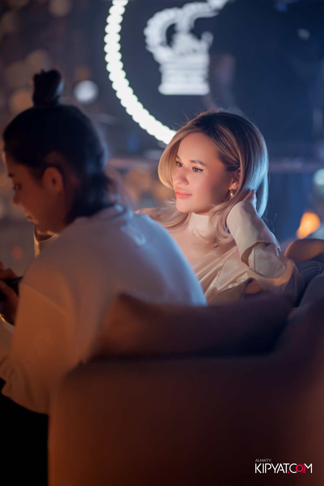 LAUREATE GRAND CAFÉ. КИПЯТКОМ АЛМАТЫ!