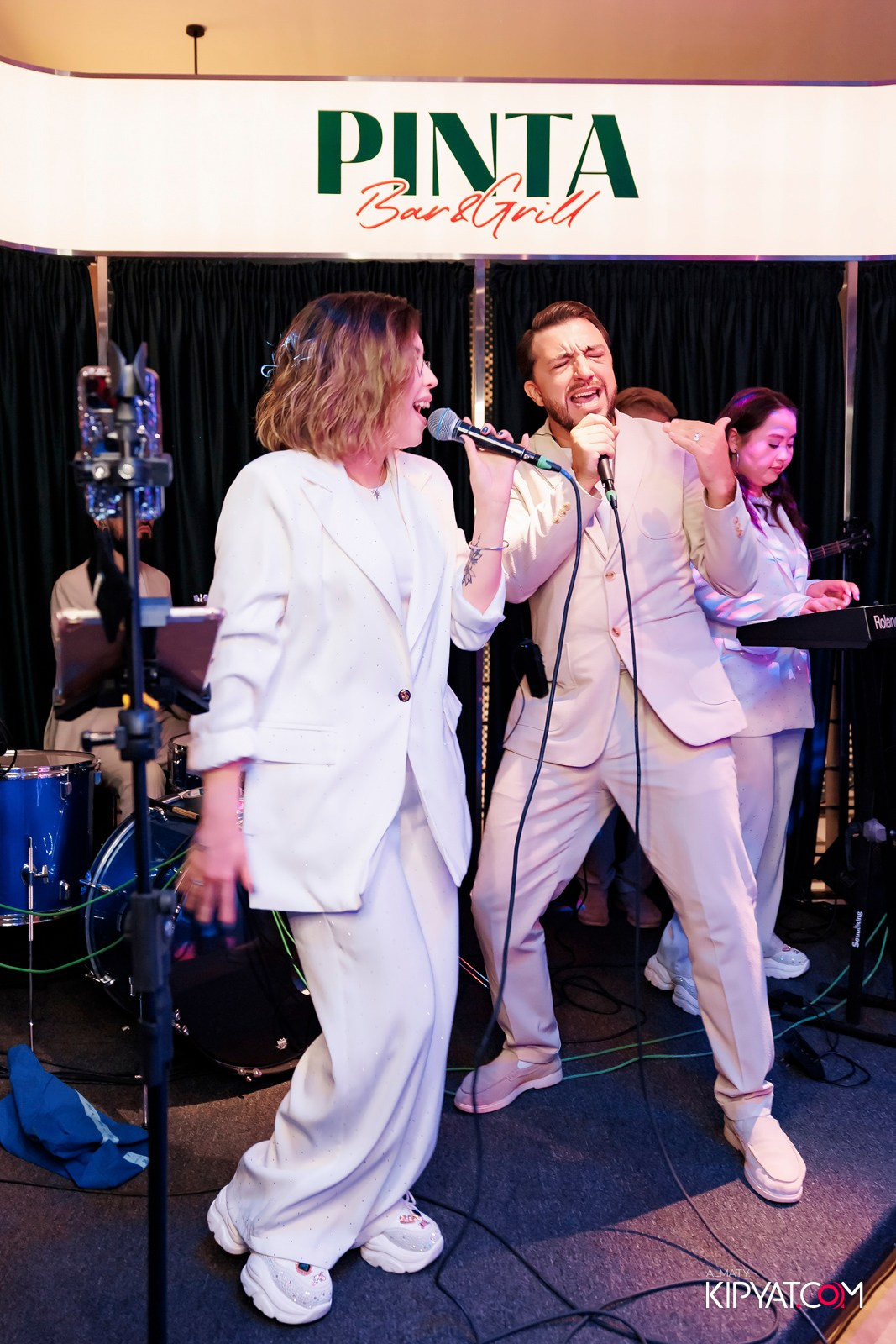 ALEM В PINTA НА ТУЛЕБАЕВА. КИПЯТКОМ АЛМАТЫ!