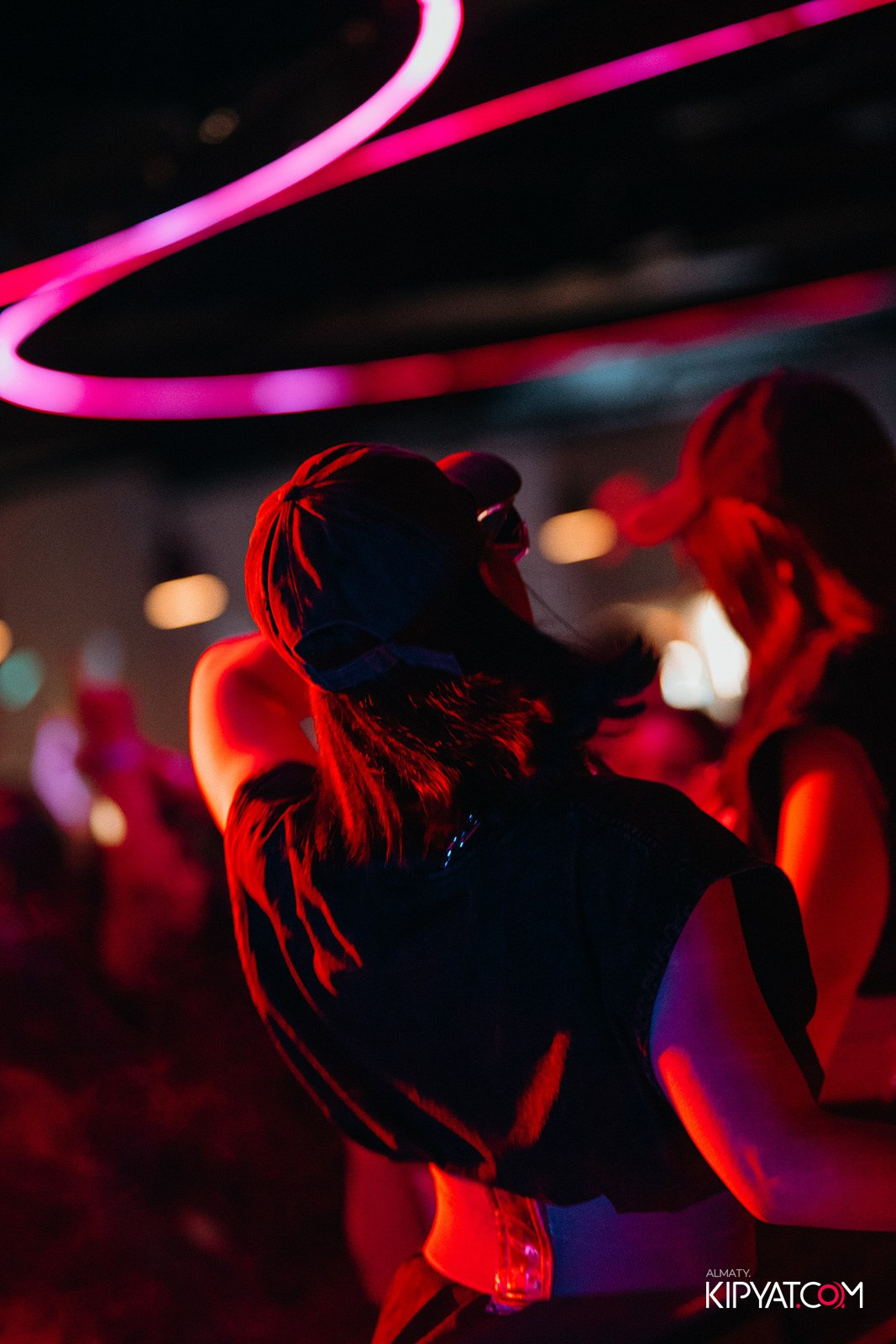 EVENT BAR. КИПЯТКОМ АЛМАТЫ!