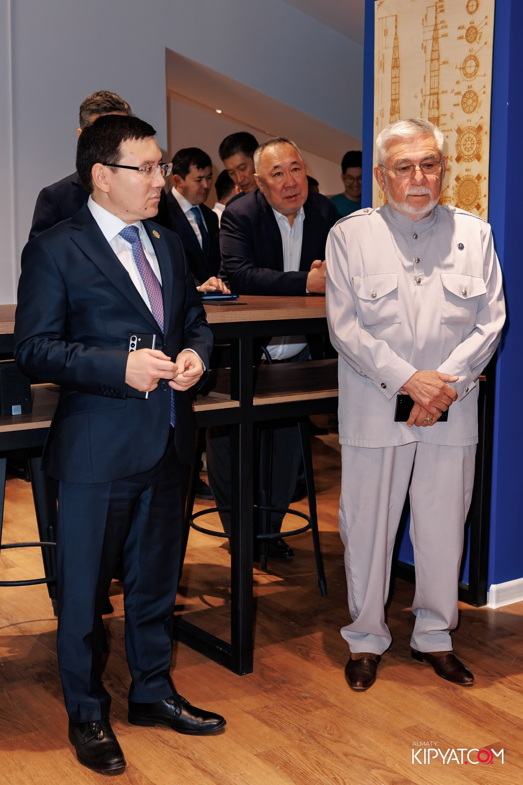 50 ЛЕТ — АЛМАТИНСКИЙ УНИВЕРСИТЕТ ЭНЕРГЕТИКИ И СВЯЗИ. КИПЯТКОМ АЛМАТЫ!