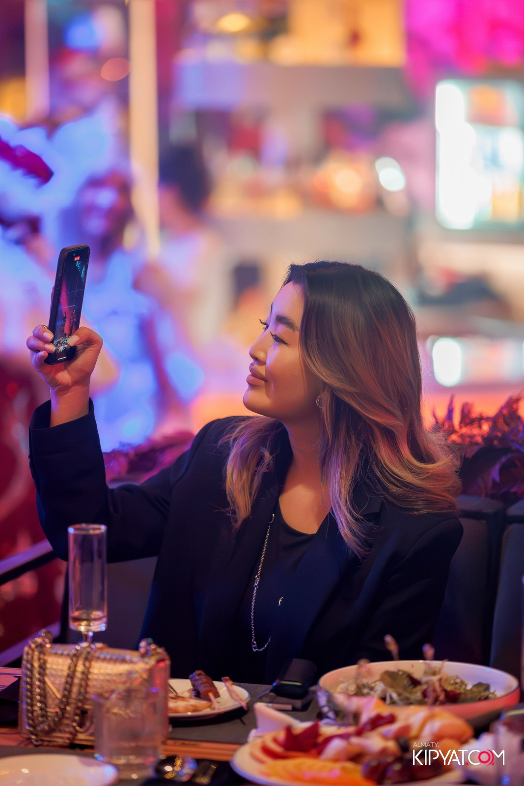 FITNESS ЁЛКА в ночном клубе SANTA BARBARA. КИПЯТКОМ АЛМАТЫ!