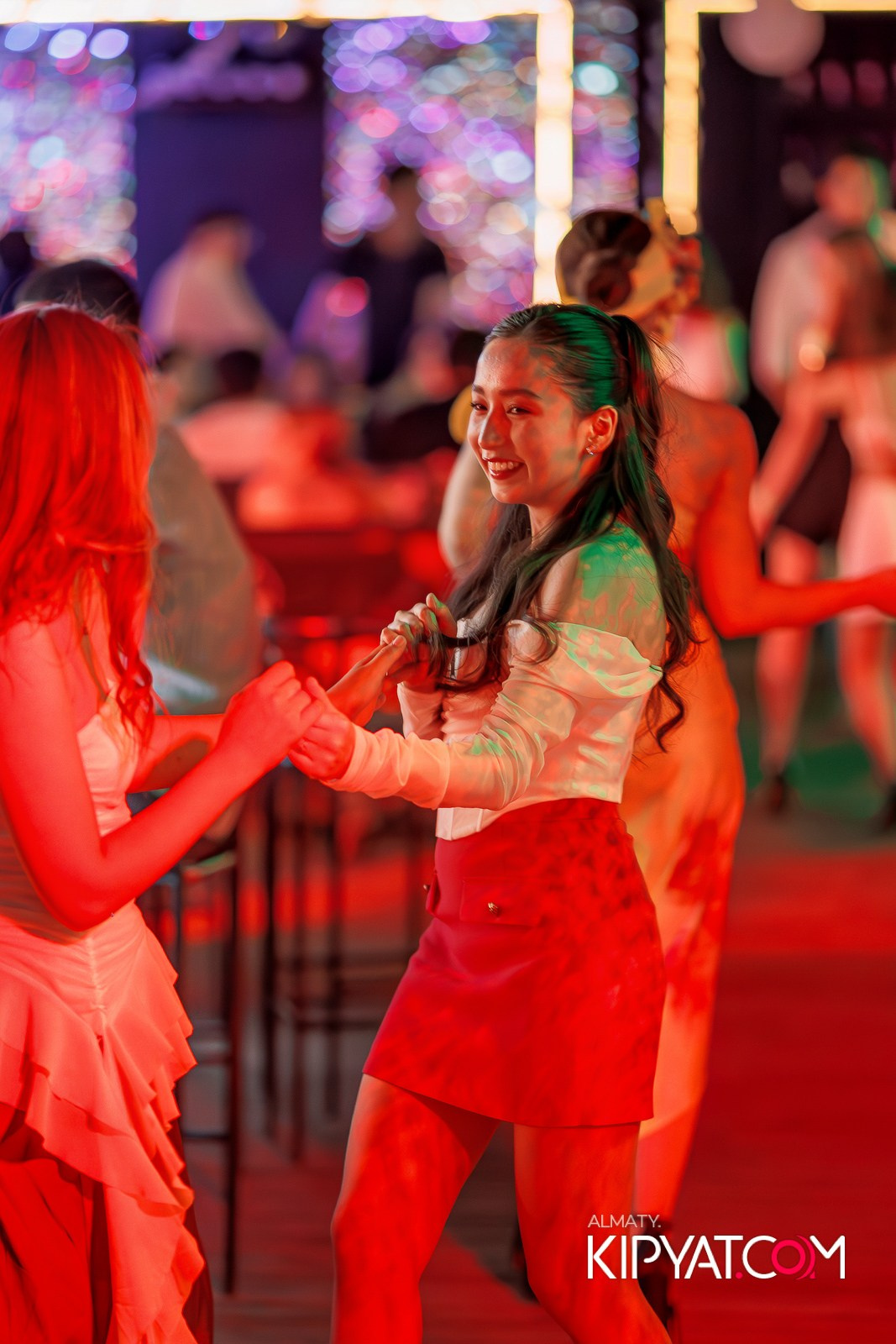 SKY BAR. КИПЯТКОМ АЛМАТЫ!