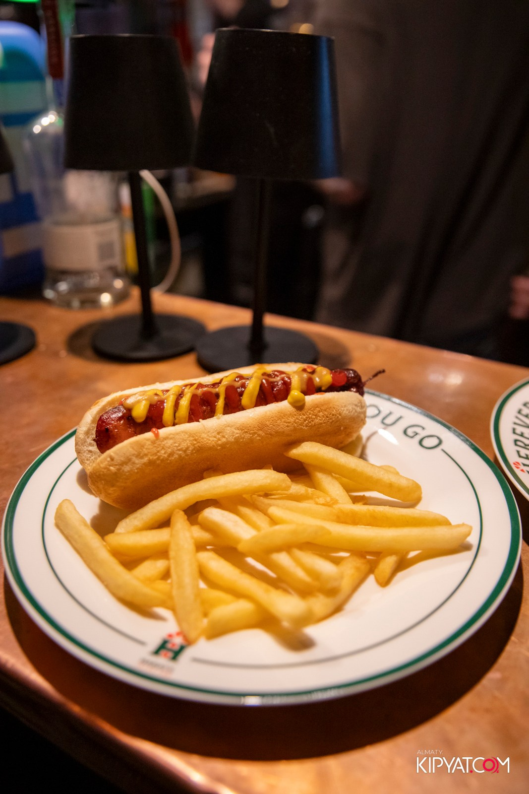 HARATS IRISH PUB НА АЛЬ-ФАРАБИ. КИПЯТКОМ АЛМАТЫ! Фотосъемка мероприятий в Алматы