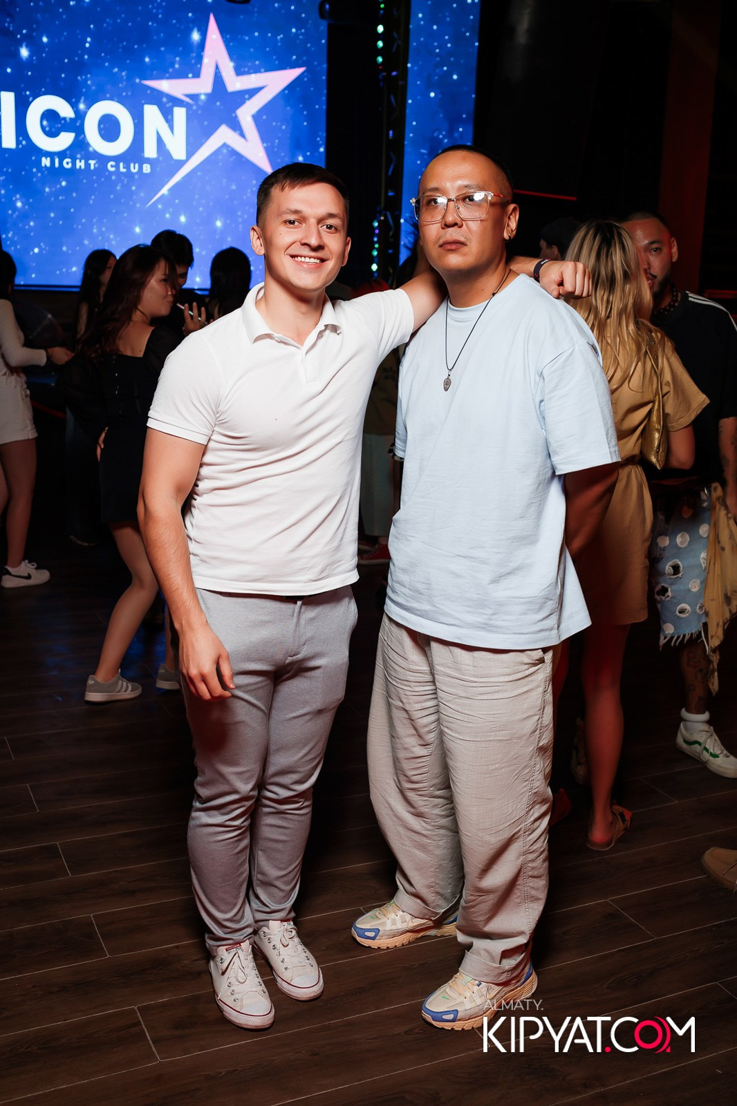 НОЧНОЙ КЛУБ ICON. КИПЯТКОМ АЛМАТЫ!