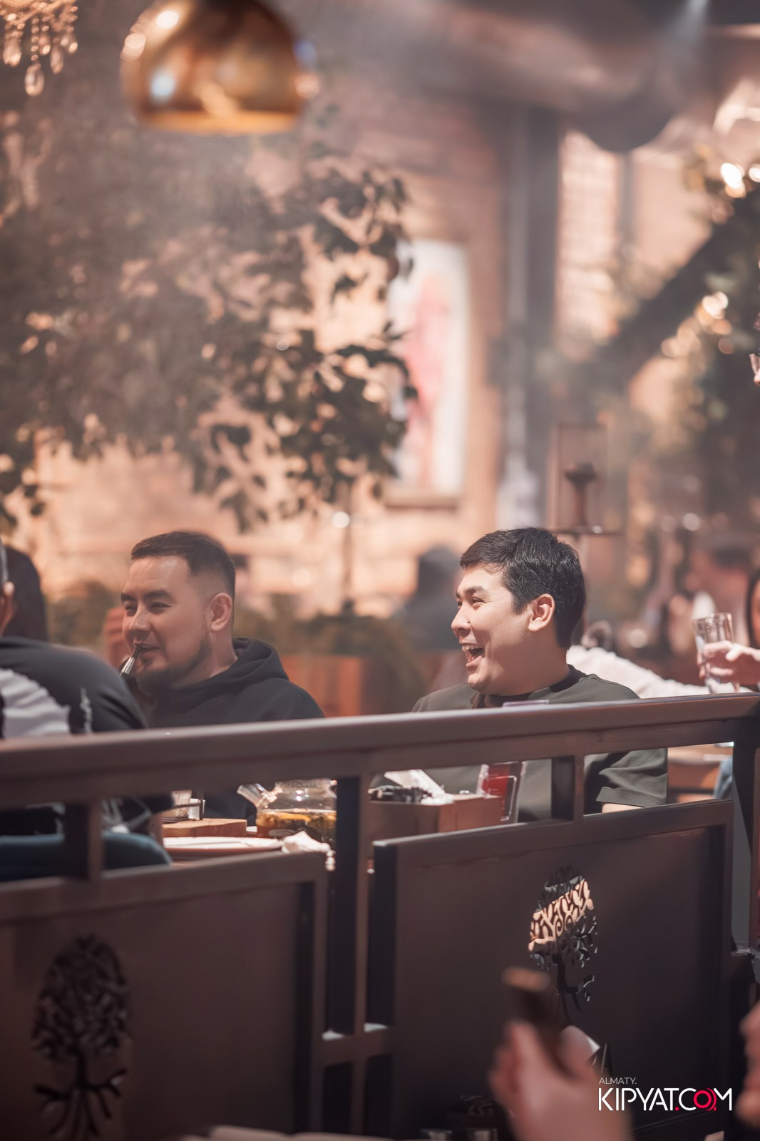 SANSARA LOUNGE ТРАНСЛЯЦИЯ УЭЛЬС: КАЗАХСТАН. КИПЯТКОМ АЛМАТЫ!