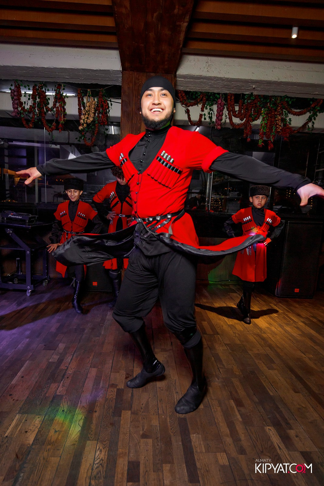 ВАХТАНГУРИ. КИПЯТКОМ АЛМАТЫ! Фотосъемка мероприятий в Алматы