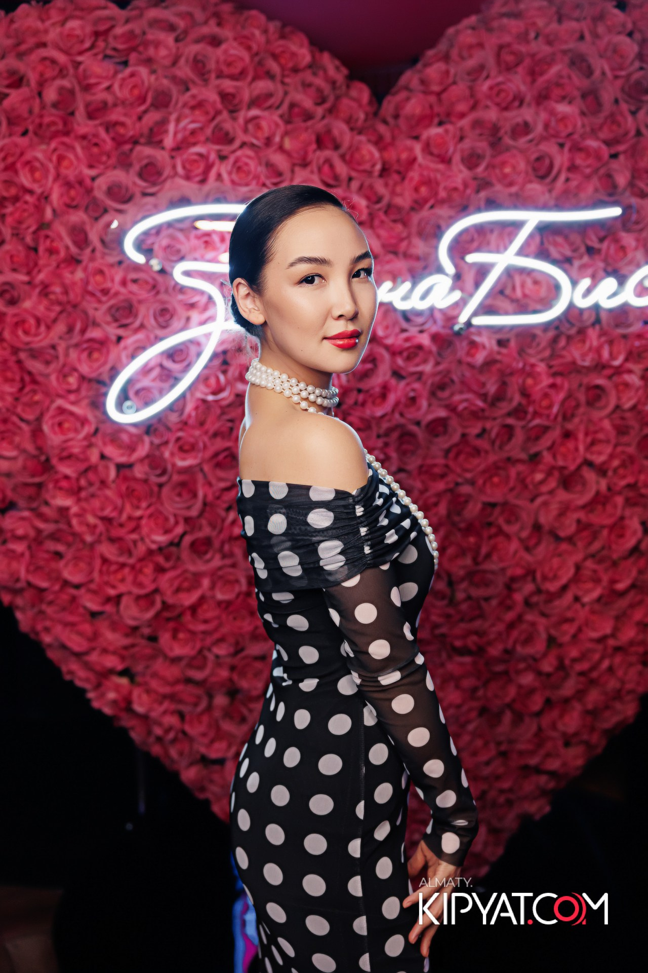 ЗАЯ, НА БИС. КИПЯТКОМ АЛМАТЫ!