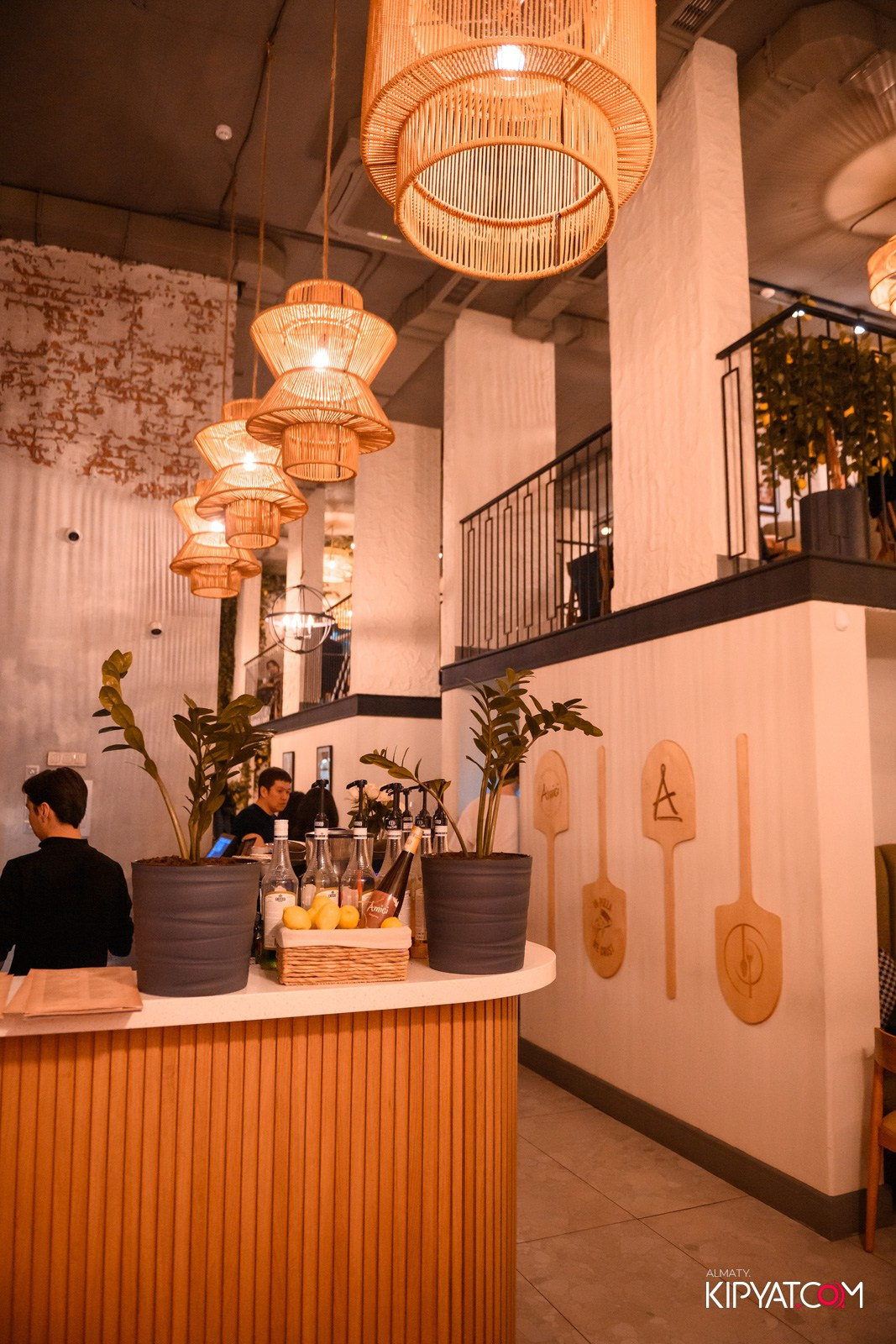 РЕСТОРАН AMICHI. КИПЯТКОМ АЛМАТЫ!